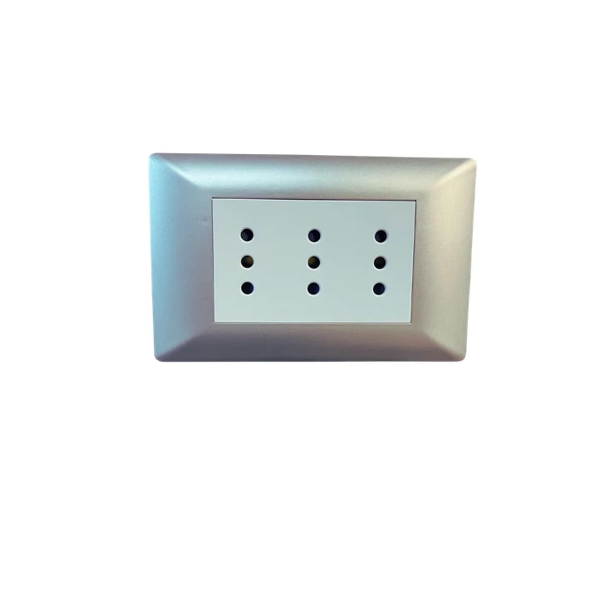 Enchufe Integrado Triple 10AMP Plateado